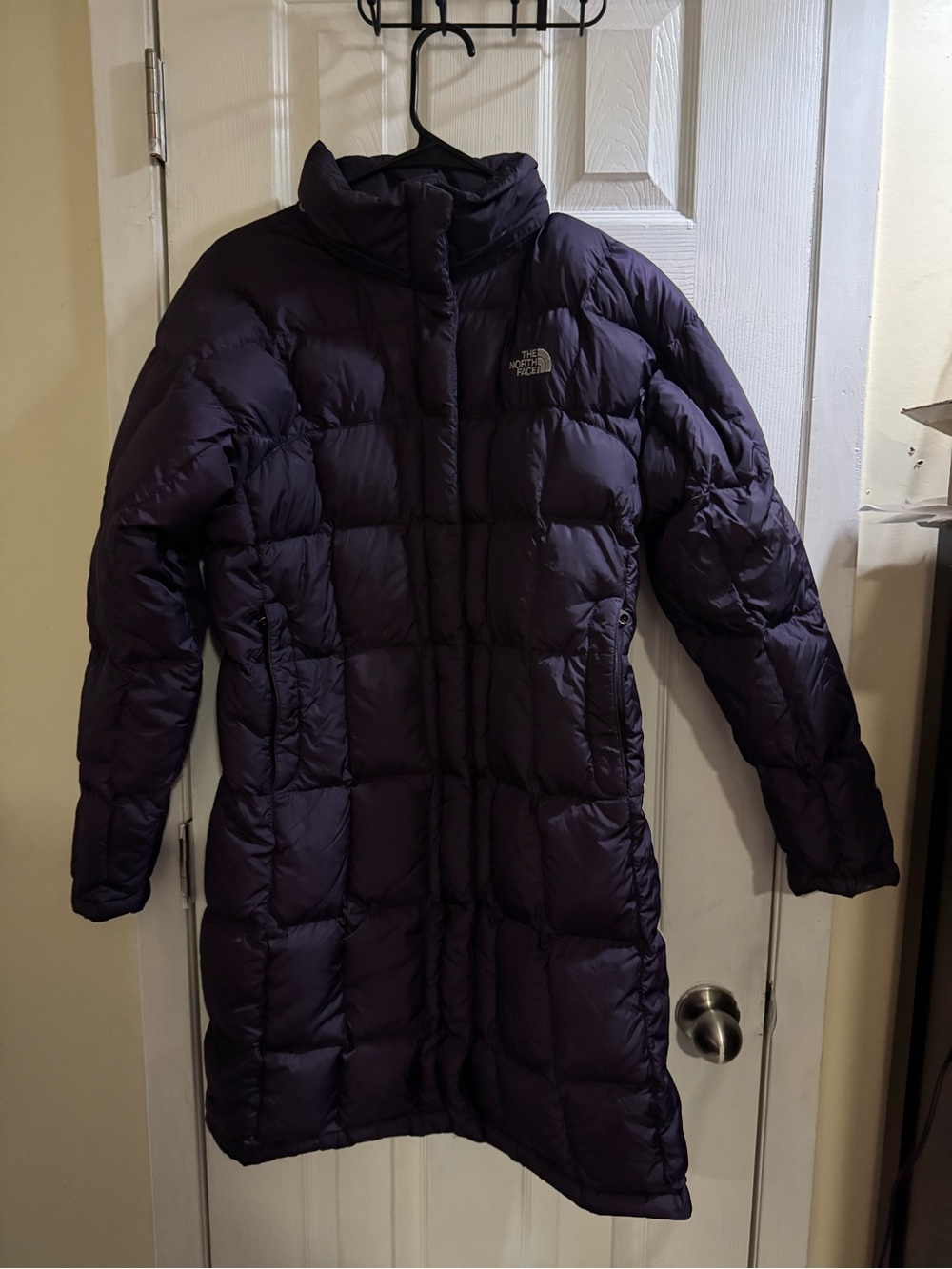 The North Face Women’s Purple Long Down Puffer Parka Jacket Coat Size